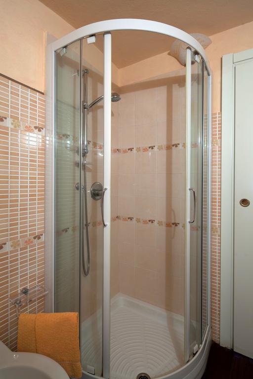 B&B La Pulce Dorata 물라조 외부 사진