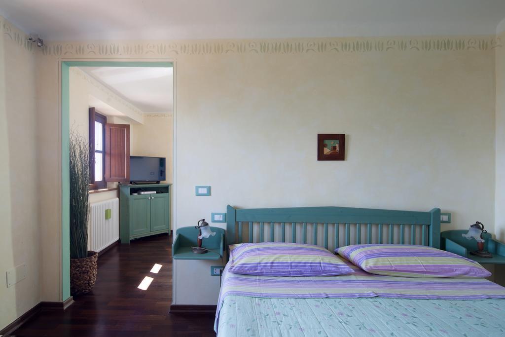 B&B La Pulce Dorata 물라조 외부 사진